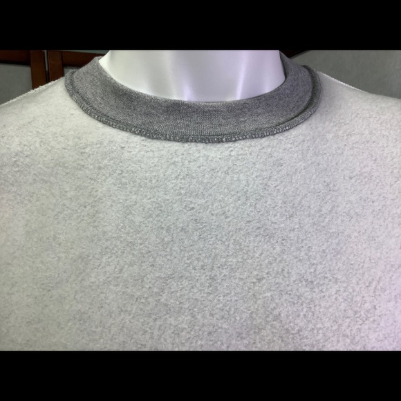 Walt Disney World Mickey Mouse Pullover Sweater Crew Neck Long Sleeve Gray Sz M - Picture 10 of 12